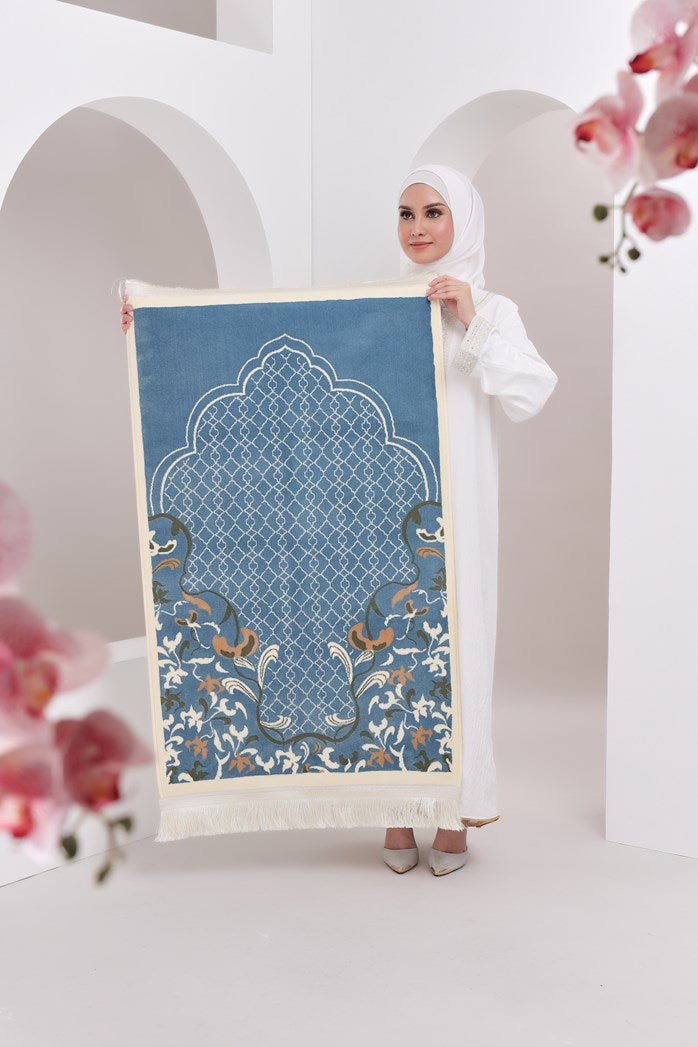 Elham Light Blue Collection Standard